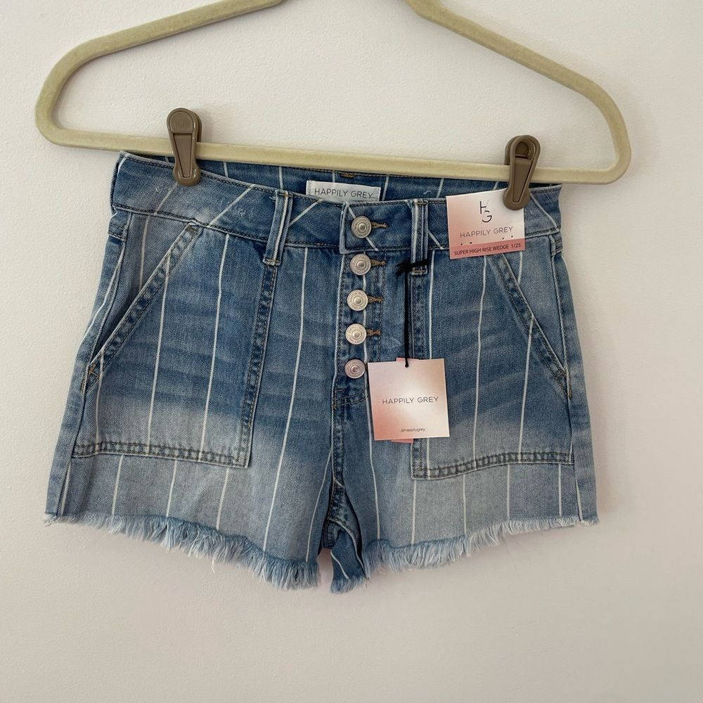 Happily Grey Shorts for juniors cotton blend pin striped NWT